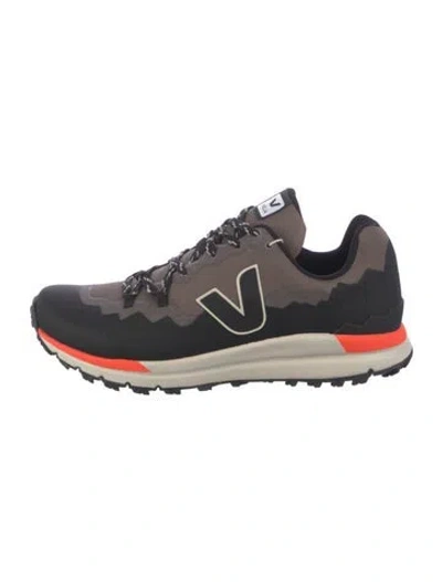 Pre-owned Veja Printed Sneakers In Green
