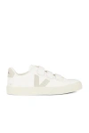 Veja Recife Chromefree Low-top Sneakers In Extra White & Natural