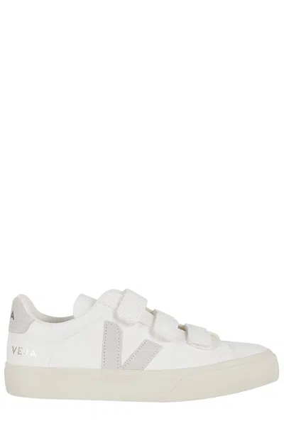 Veja Recife Logo In Extra White Natural