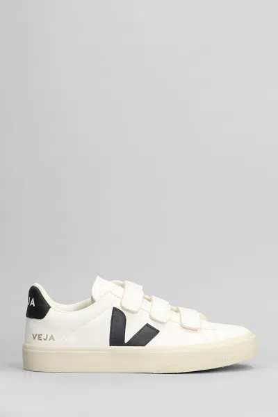 Veja Recife Sneakers In White Leather