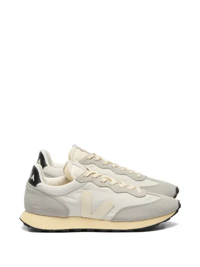 Veja Rio Branco Ii Lite Senakers In Neutral