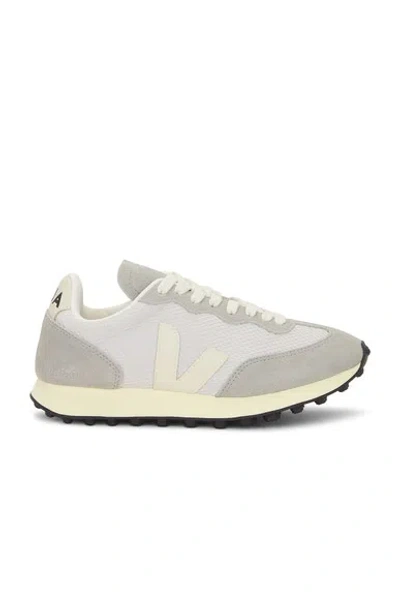Veja Gray Rio Branco Alveomesh Sneakers In Grey
