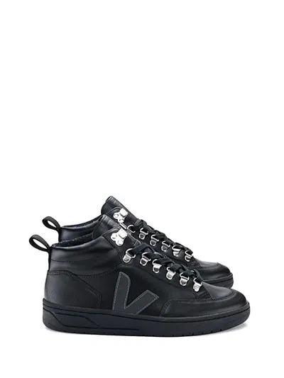 Veja Shoes In Black