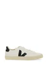 Veja Campo Leather Low-top Sneakers In White