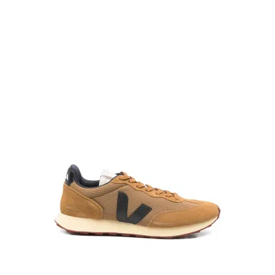 Veja Rio Branco Ii Logo-detail Sneakers In Brown