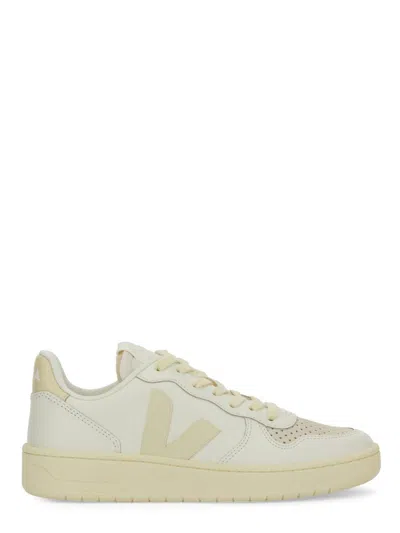 Veja Sneaker V-10 In Neutral