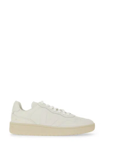 VEJA SNEAKER V-90