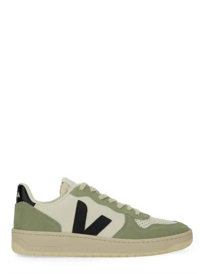 Veja Sneaker V10 In Neutral
