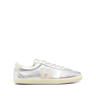 VEJA SNEAKERS