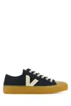 Veja Sneakers Wata Ii In Denim  Donna In Blue