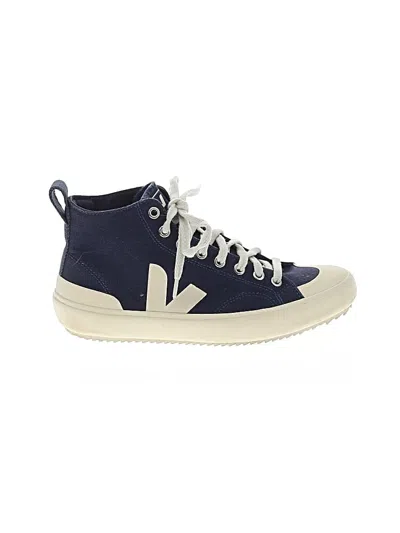 Pre-owned Veja Sneakers In Blue