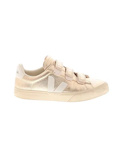 Pre-owned Veja Sneakers In Gold