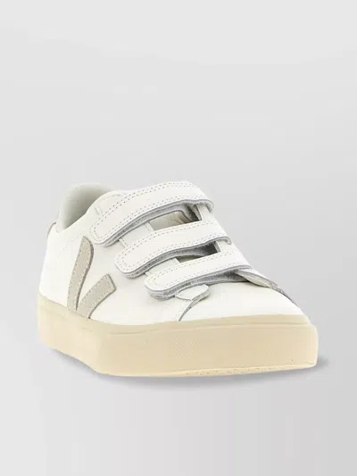 Veja Sneakers Low-top Contrast Sole In White