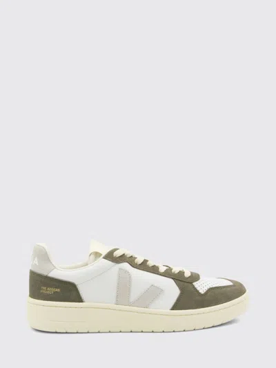 Veja V-82 Panelled Sneakers In Neutral