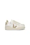Veja Leather Sneaker In Multi