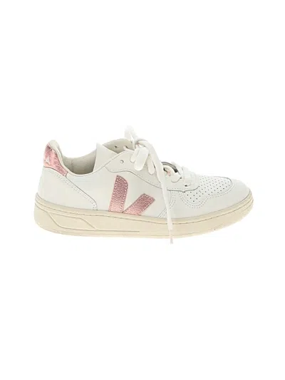 Pre-owned Veja Sneakers In Pink