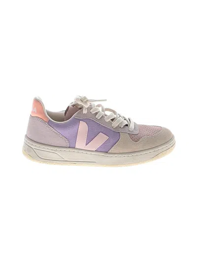 Pre-owned Veja Sneakers In Purple