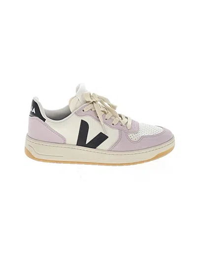 Pre-owned Veja Sneakers In Purple