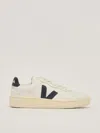 Veja V 90 Sneakers In Bianco