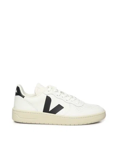 VEJA SNEAKERS V-10