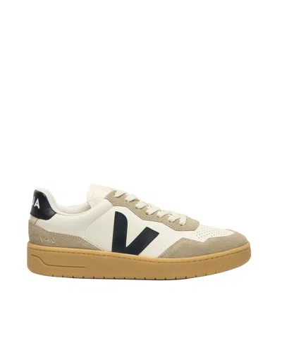 Veja Sneakers V-90 Leather Pure Black Natural In White