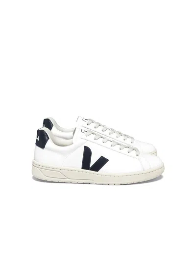 Veja Sneakers In White
