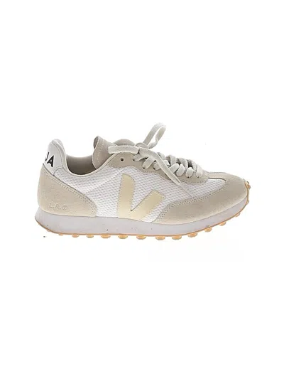 Pre-owned Veja Sneakers In White