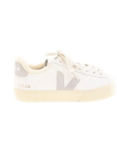 Pre-owned Veja Sneakers In White