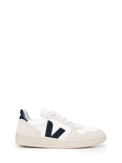 Veja Sneakers In White/nautico