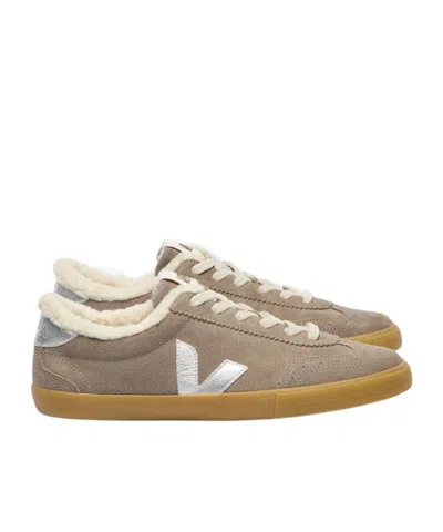 Veja Soft And Fluffy Sports Shoes In Brown
