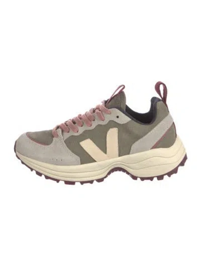 Pre-owned Veja Suede Athletic Sneakers In Green