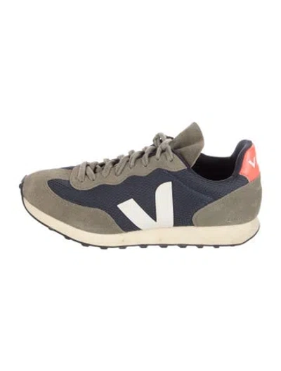 Pre-owned Veja Suede Athletic Sneakers In Grey