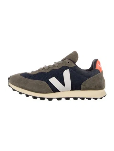 Pre-owned Veja Suede Athletic Sneakers In Grey