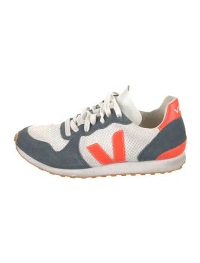 Pre-owned Veja Suede Athletic Sneakers In White