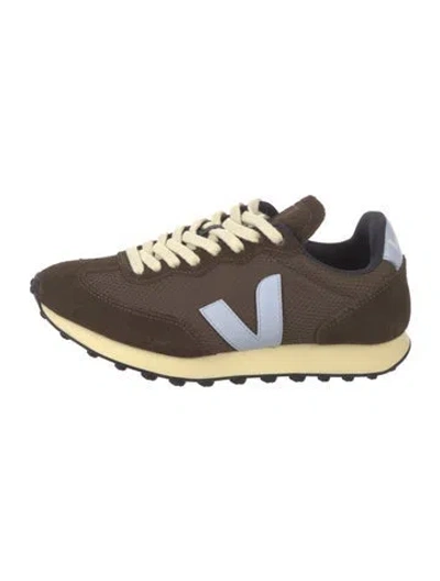 Pre-owned Veja Suede Leather Trim Embellishment Athletic Sneakers W/ Tags In Green