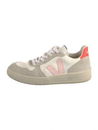 Pre-owned Veja Suede Printed Sneakers In Multi