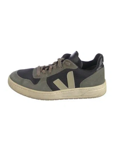 Pre-owned Veja Suede Printed Sneakers In Multi