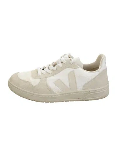 Pre-owned Veja Suede Sneakers In Grey/white