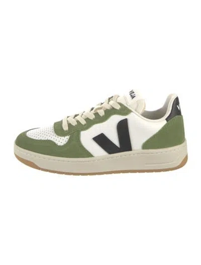 Pre-owned Veja Suede Sneakers In Multicolor