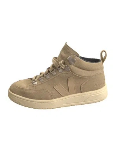 Pre-owned Veja Suede Sneakers In Neutral