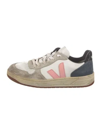 Pre-owned Veja Suede Sneakers In Neutrals