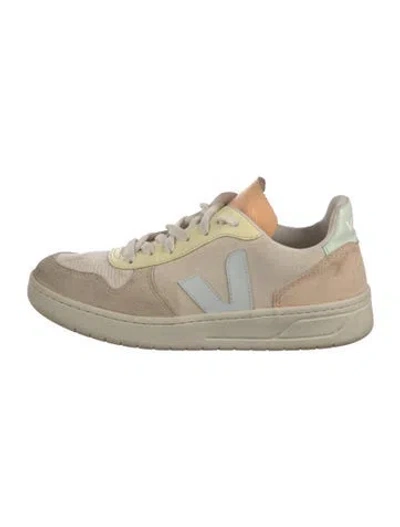 Pre-owned Veja Suede Sneakers In Neutrals