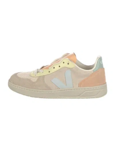 Pre-owned Veja Suede Sneakers In Pink