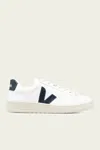 Veja Urca Cwl Sneakers In White