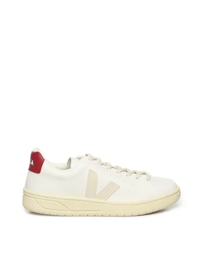 Veja Urca Cwl Sneakers In White
