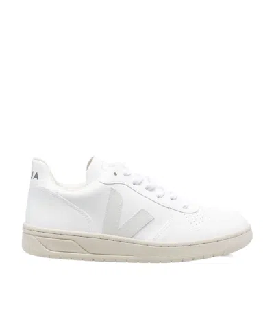 Veja V-10 Low-top Sneakers In White