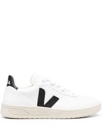 Veja V-10  Sneakers