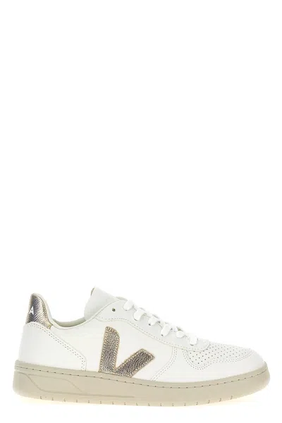 Veja 'v-10' Sneakers In White