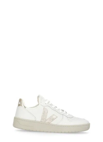Veja V-10 Sneakers In Gray