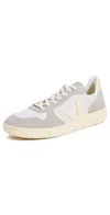 Veja V-10 Alveomesh Sneaker In Light Grey/pierre